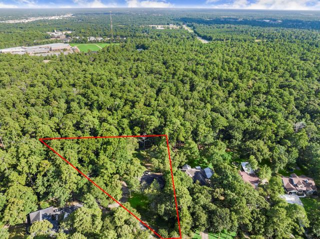 108 Hereford Drive, Conroe, TX 77304