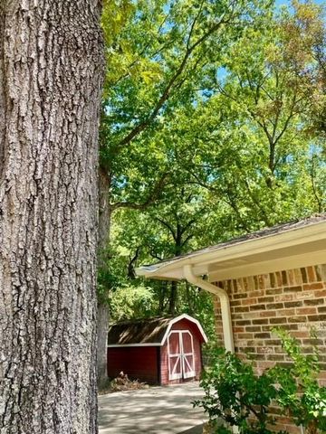 108 Hereford Drive, Conroe, TX 77304