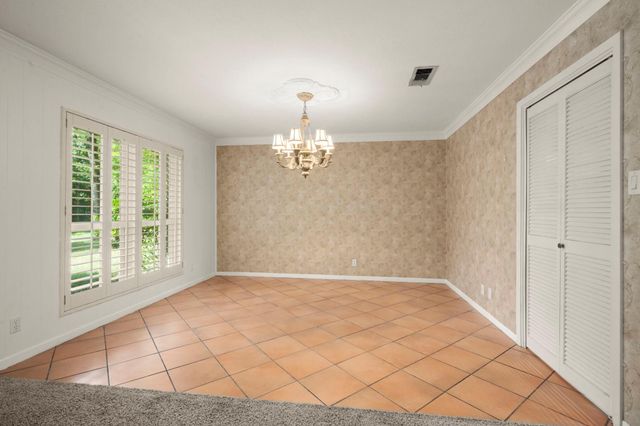 108 Hereford Drive, Conroe, TX 77304