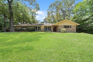 108 Hereford Drive, Conroe, TX 77304