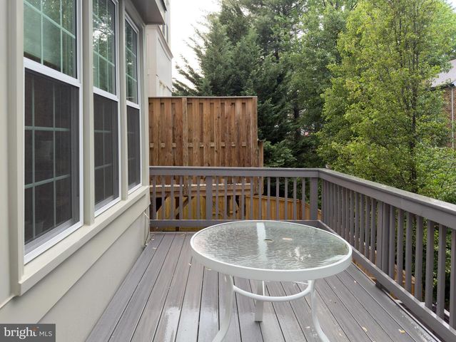 6502 NIGHTWIND CT, Alexandria, VA 22312