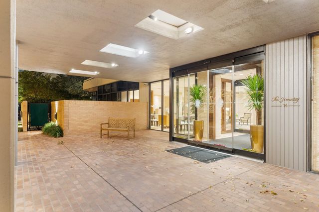 15 Greenway Plaza 12F, Houston, TX 77046