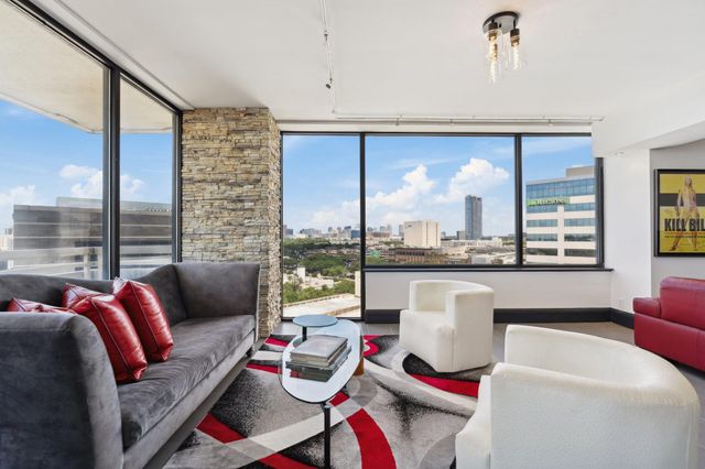 15 Greenway Plaza 12F, Houston, TX 77046
