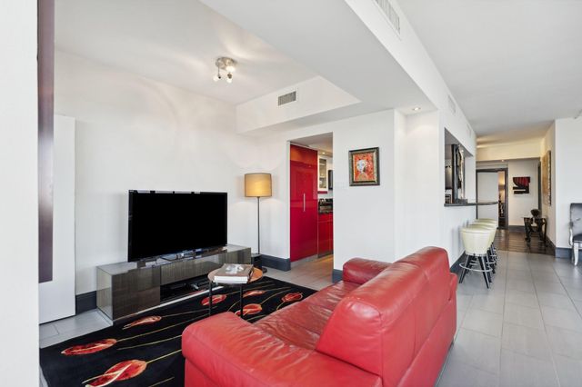 15 Greenway Plaza 12F, Houston, TX 77046
