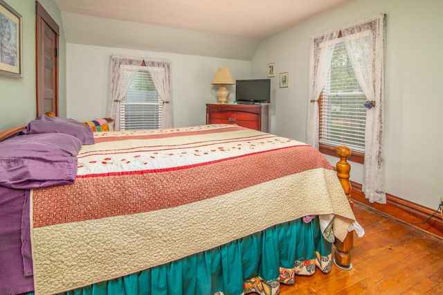 614 Silver Lake STREET, Oconomowoc, WI 53066