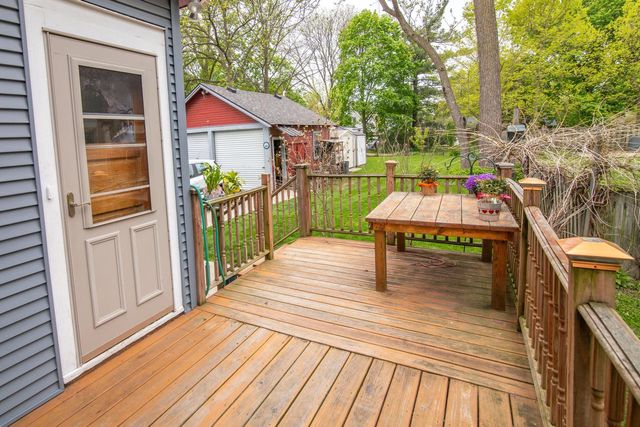 614 Silver Lake STREET, Oconomowoc, WI 53066