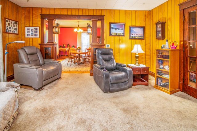 614 Silver Lake STREET, Oconomowoc, WI 53066