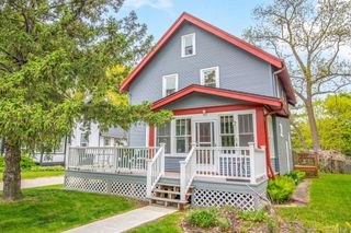 614 Silver Lake STREET, Oconomowoc, WI 53066