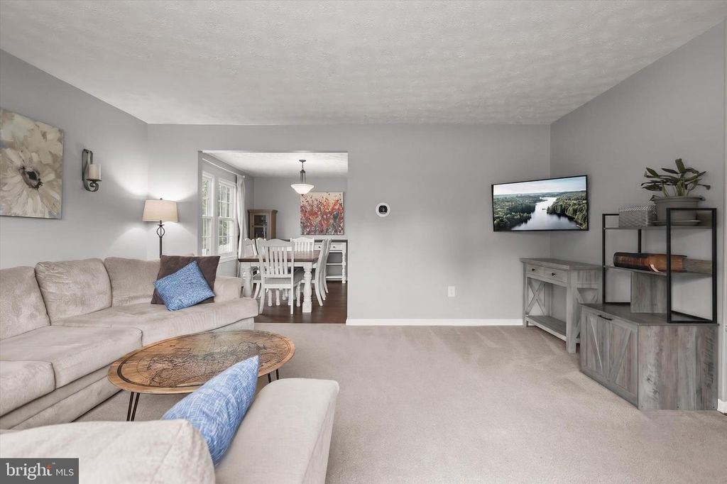 Image 10 of property listing at 1421 BANSTEAD CT, Bel Air, MD 21014