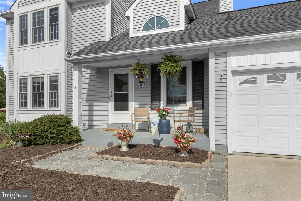 Image 3 of property listing at 1421 BANSTEAD CT, Bel Air, MD 21014