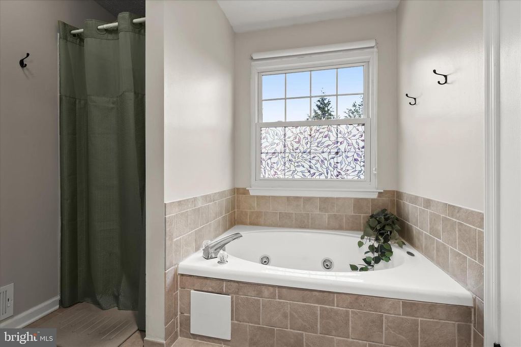 Image 37 of property listing at 1421 BANSTEAD CT, Bel Air, MD 21014