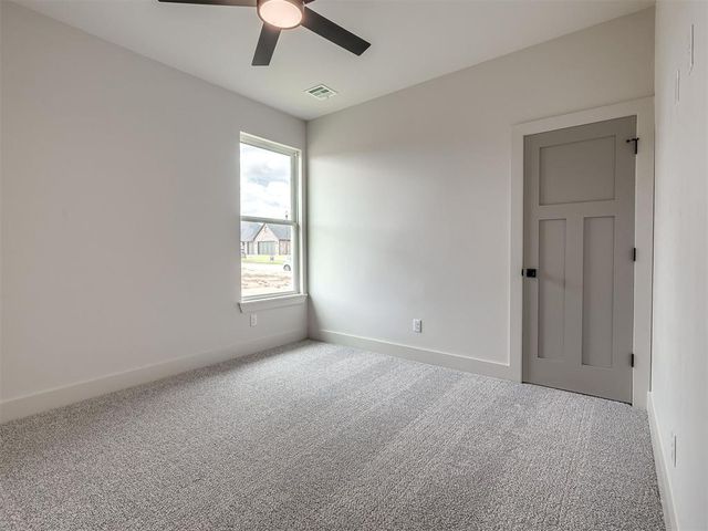 2229 W Cole Drive, Mustang, OK 73064