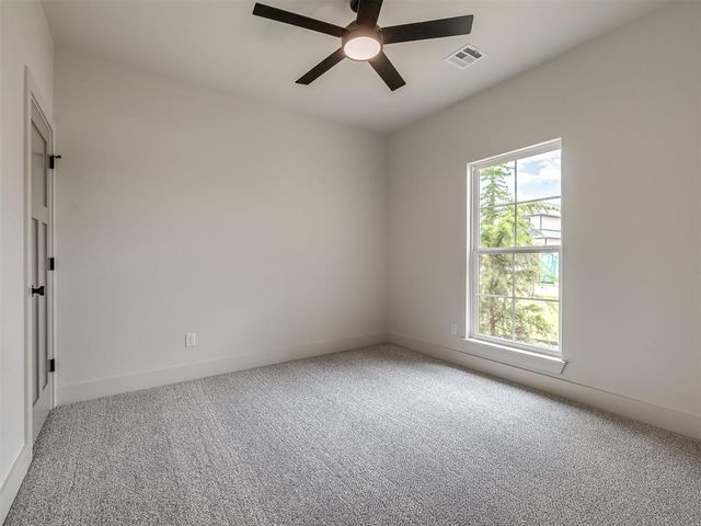 2229 W Cole Drive, Mustang, OK 73064
