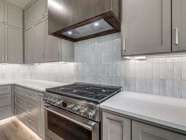 2229 W Cole Drive, Mustang, OK 73064