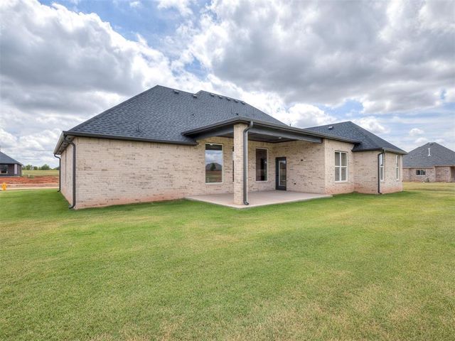 2229 W Cole Drive, Mustang, OK 73064