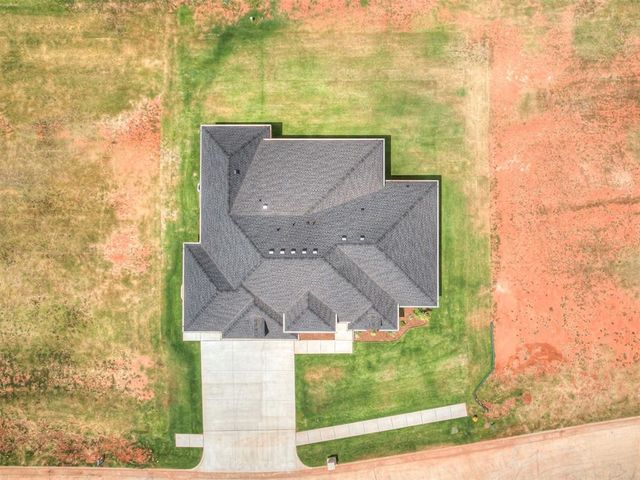 2229 W Cole Drive, Mustang, OK 73064