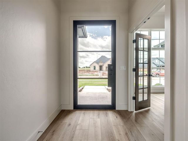 2229 W Cole Drive, Mustang, OK 73064
