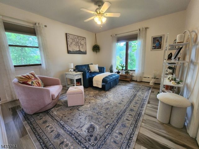 39 Douglas Dr, Montville Twp., NJ 07082