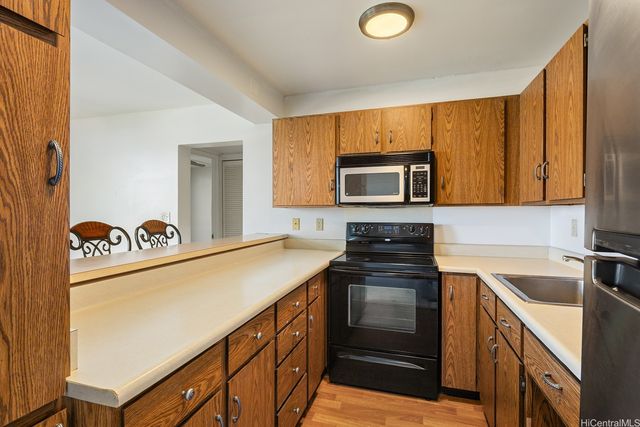 98-402 Koauka Loop 1001, Aiea, HI 96701