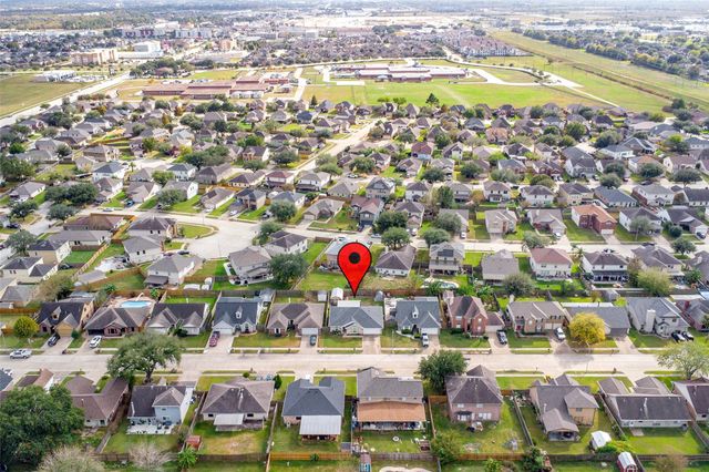 4826 Stone Bridge Street, Baytown, TX 77521