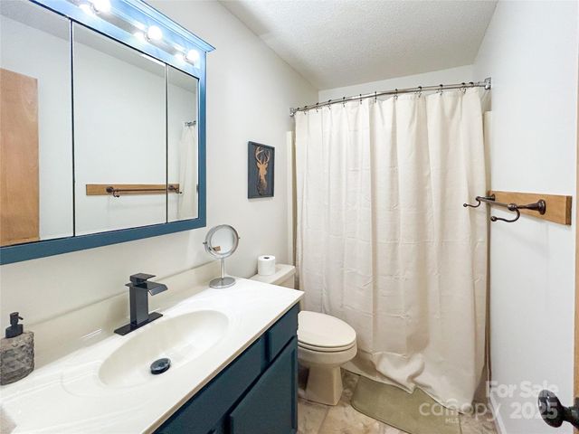 114 Spruce Hollow Road, Beech Mountain, NC 28604