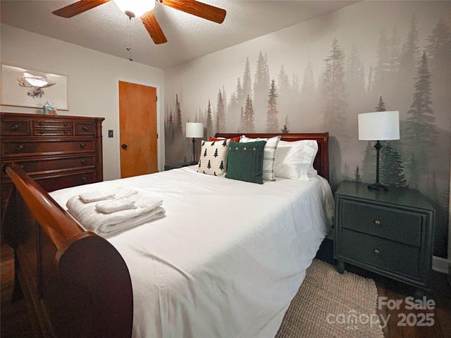 114 Spruce Hollow Road, Beech Mountain, NC 28604