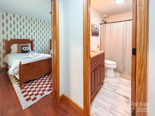 114 Spruce Hollow Road, Beech Mountain, NC 28604