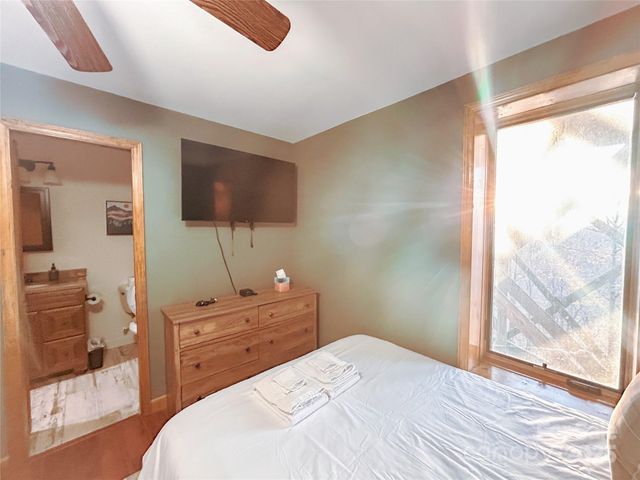 114 Spruce Hollow Road, Beech Mountain, NC 28604