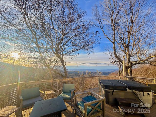 114 Spruce Hollow Road, Beech Mountain, NC 28604