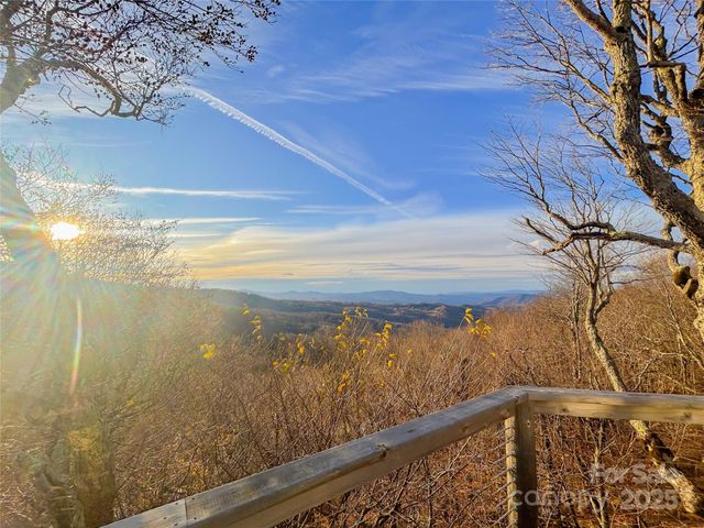 114 Spruce Hollow Road, Beech Mountain, NC 28604