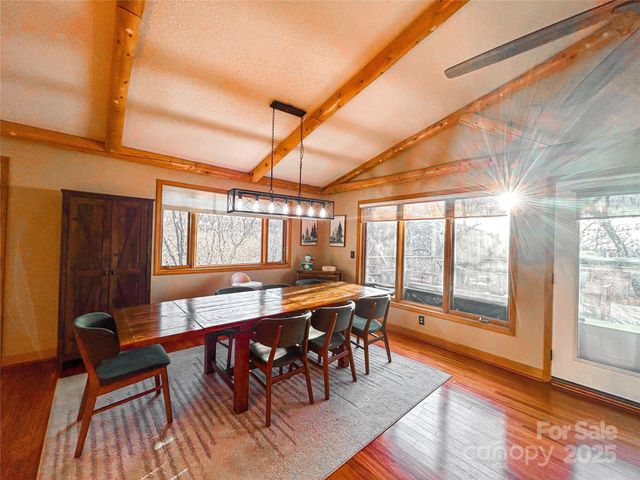 114 Spruce Hollow Road, Beech Mountain, NC 28604