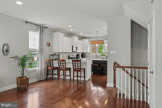 100 ARLINGTON LN, Telford, PA 18969