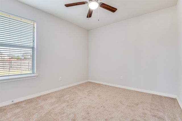 5826 Cynthia Drive, Midlothian, TX 76065