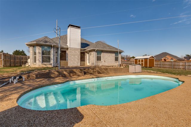5826 Cynthia Drive, Midlothian, TX 76065