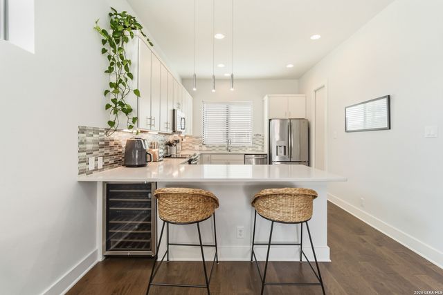 303 W Cypress Unit 101, San Antonio, TX 78212