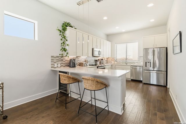 303 W Cypress Unit 101, San Antonio, TX 78212