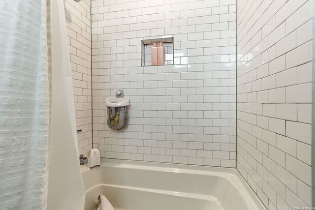 303 W Cypress Unit 101, San Antonio, TX 78212