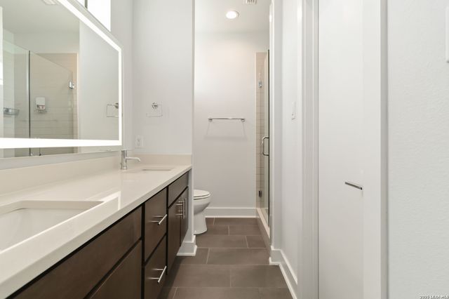 303 W Cypress Unit 101, San Antonio, TX 78212