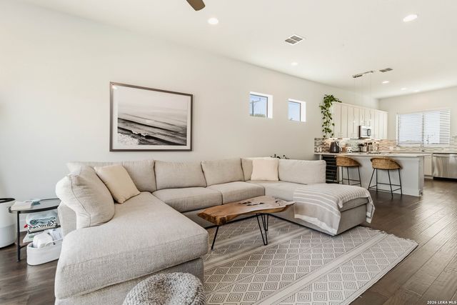 303 W Cypress Unit 101, San Antonio, TX 78212