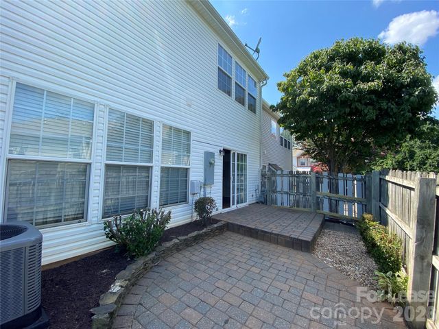 8807 Ormeau Drive, Charlotte, NC 28277