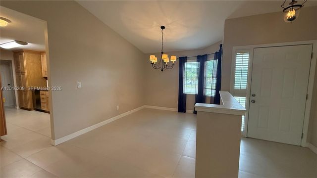 15212 SW 148th Ct, Miami, FL 33187