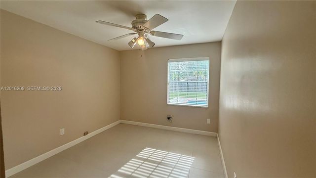 15212 SW 148th Ct, Miami, FL 33187