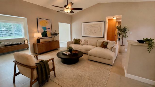 15212 SW 148th Ct, Miami, FL 33187