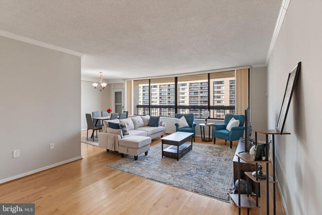 3705 S GEORGE MASON DR #2202S, Falls Church, VA 22041