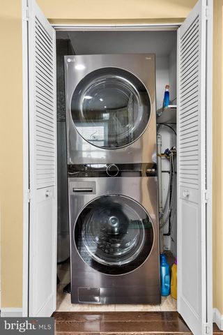 1 BOSWELL RD, Marlton, NJ 08053