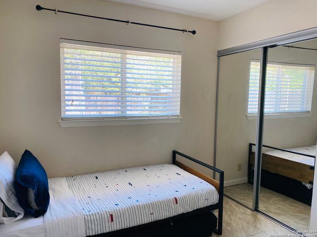 10027 BIRCH FIELD DR, San Antonio, TX 78245