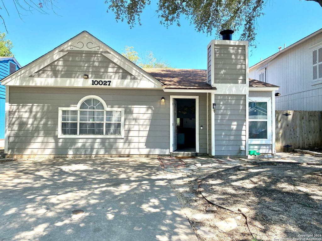 10027 BIRCH FIELD DR, San Antonio, TX 78245