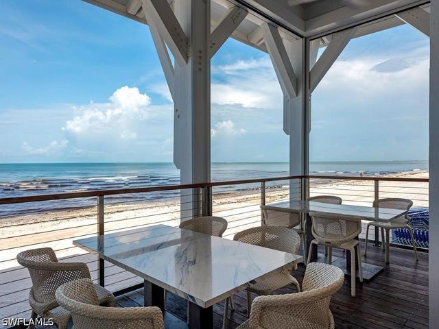 6710 Pelican Bay BLVD 412, Naples, FL 34108