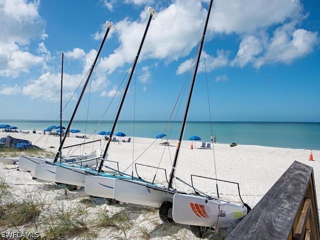 6710 Pelican Bay BLVD 412, Naples, FL 34108