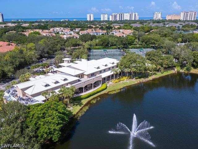 6710 Pelican Bay BLVD 412, Naples, FL 34108